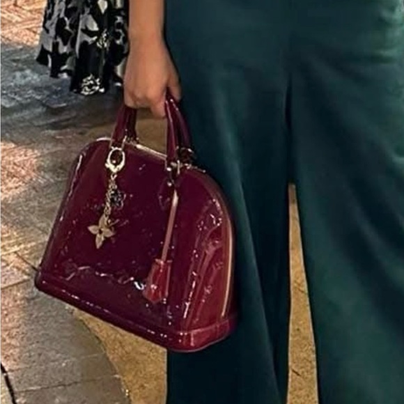 Louis Vuitton Alma patent bag - Picture 6 of 7